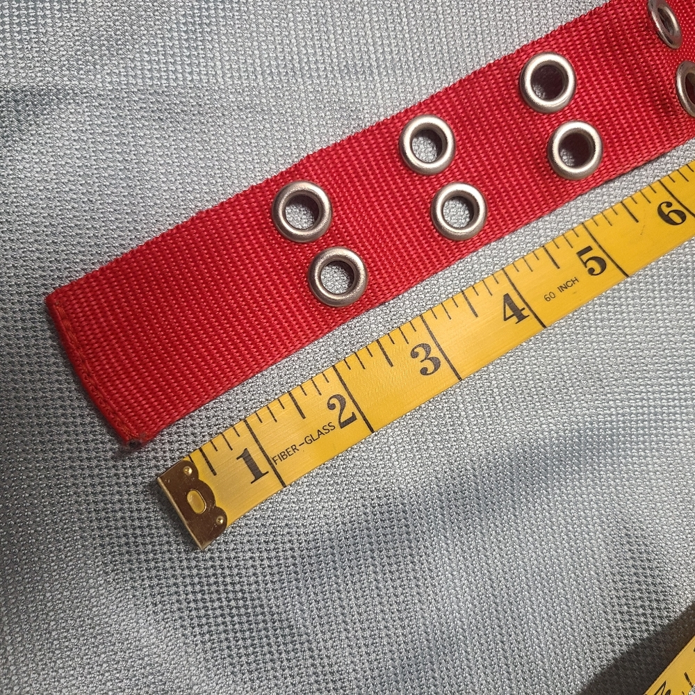 90s Classic Canvas Belt 1.5" 2-Row Metal Eyelets Red - Picture 8 of 11